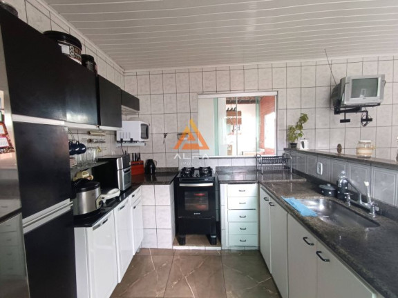 Imagem Casa com 3 Quartos à Venda, 145 m²