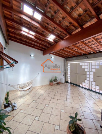 Imagem Casa com 3 Quartos à Venda, 196 m² em Centro - Mogi Mirim Imagem Casa com 3 Quartos à Venda, 196 m² em Centro - Mogi Mirim
