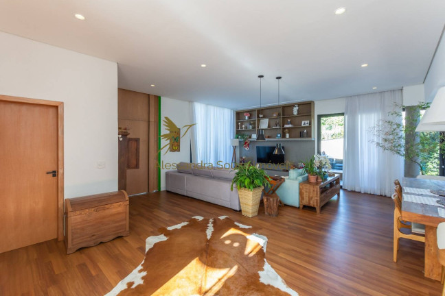 Imagem Casa com 4 Quartos à Venda, 400 m² em Cidade Tamboré - Santana De Parnaíba Imagem Casa com 4 Quartos à Venda, 400 m² em Cidade Tamboré - Santana De Parnaíba
