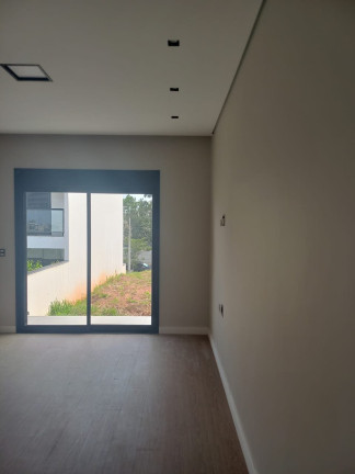 Imagem Casa com 3 Quartos à Venda, 250 m² em Cezar De Souza - Mogi Das Cruzes Imagem Casa com 3 Quartos à Venda, 250 m² em Cezar De Souza - Mogi Das Cruzes