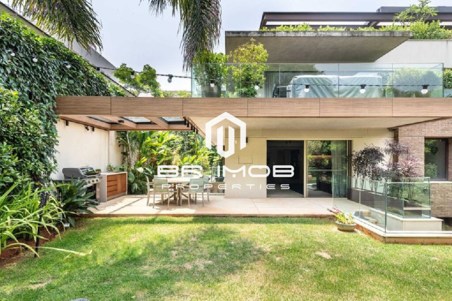 Imagem Casa com 3 Quartos à Venda, 628 m² em Alto De Pinheiros - São Paulo