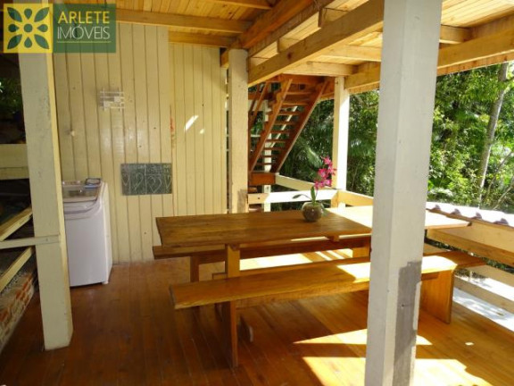 Imagem Casa com 3 Quartos à Venda, 120 m² em Centro - Porto Belo Imagem Casa com 3 Quartos à Venda, 120 m² em Centro - Porto Belo