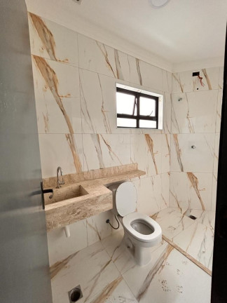 Imagem Casa com 3 Quartos à Venda, 250 m² em Caiçara - Praia Grande