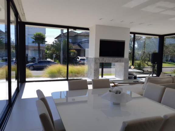 Imagem Casa com 4 Quartos à Venda, em -- - Capao Da Canoa Imagem Casa com 4 Quartos à Venda, em -- - Capao Da Canoa
