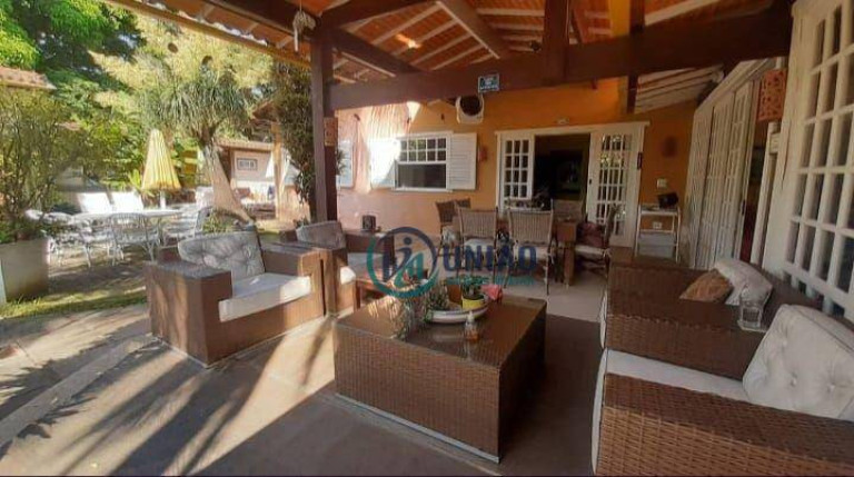 Imagem Casa com 5 Quartos à Venda, 270 m² em Itaipu - Niterói Imagem Casa com 5 Quartos à Venda, 270 m² em Itaipu - Niterói