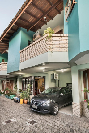 Imagem Casa de Condomínio com 3 Quartos à Venda, 135 m² em Ipanema - Porto Alegre