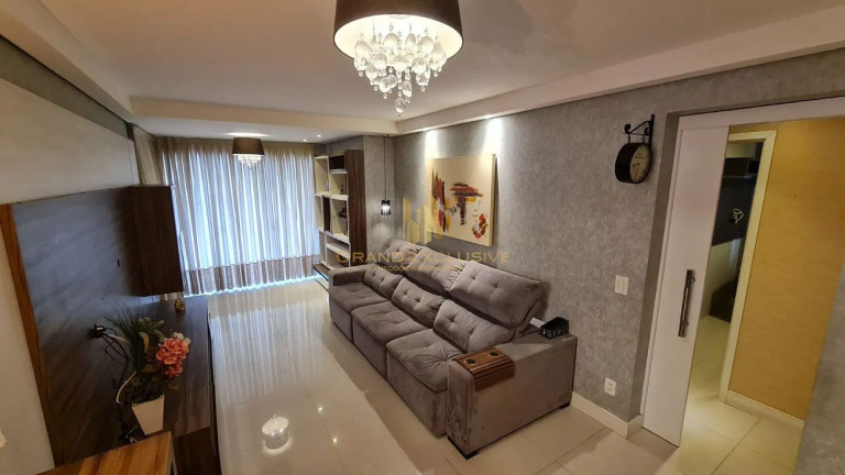 Imagem Apartamento com 3 Quartos à Venda, 123 m² em Centro - Balneário Camboriú Imagem Apartamento com 3 Quartos à Venda, 123 m² em Centro - Balneário Camboriú