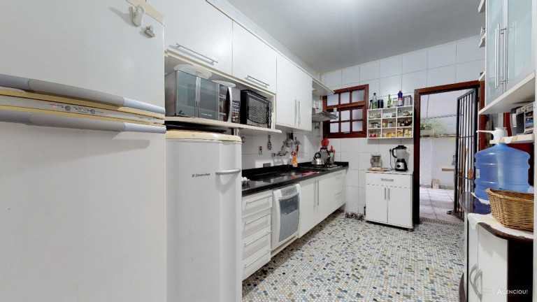 Imagem Apartamento com 3 Quartos à Venda, 195 m² em Independência - Porto Alegre Imagem Apartamento com 3 Quartos à Venda, 195 m² em Independência - Porto Alegre