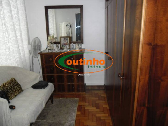 Imagem Casa com 4 Quartos à Venda, 212 m² em Tijuca - Rio De Janeiro Imagem Casa com 4 Quartos à Venda, 212 m² em Tijuca - Rio De Janeiro