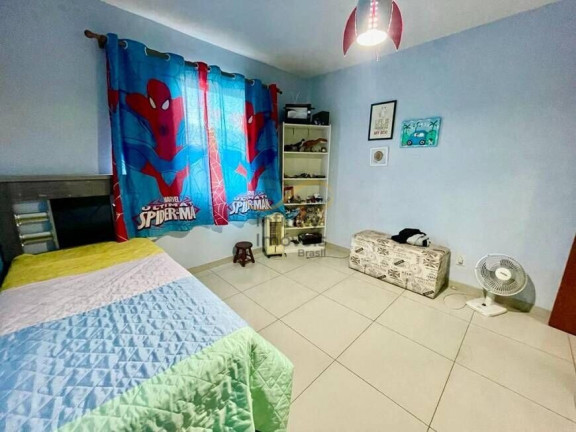 Imagem Casa com 4 Quartos à Venda, 210 m² em Santa Terezinha - Belo Horizonte Imagem Casa com 4 Quartos à Venda, 210 m² em Santa Terezinha - Belo Horizonte