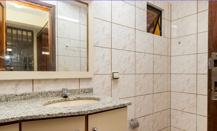 Imagem Sobrado com 3 Quartos à Venda, 196 m² em Vista Alegre - Curitiba Imagem Sobrado com 3 Quartos à Venda, 196 m² em Vista Alegre - Curitiba