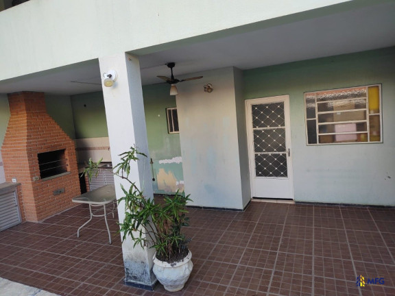Imagem Sobrado com 4 Quartos à Venda, 560 m² em Vila Santa Rosa - Itu Imagem Sobrado com 4 Quartos à Venda, 560 m² em Vila Santa Rosa - Itu