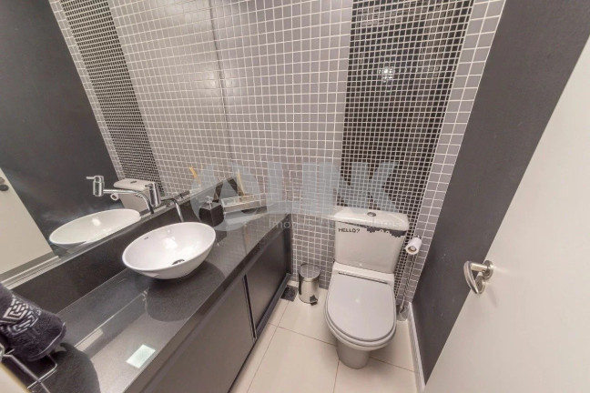 Imagem Apartamento com 2 Quartos à Venda, 81 m² em Bela Vista - Porto Alegre Imagem Apartamento com 2 Quartos à Venda, 81 m² em Bela Vista - Porto Alegre