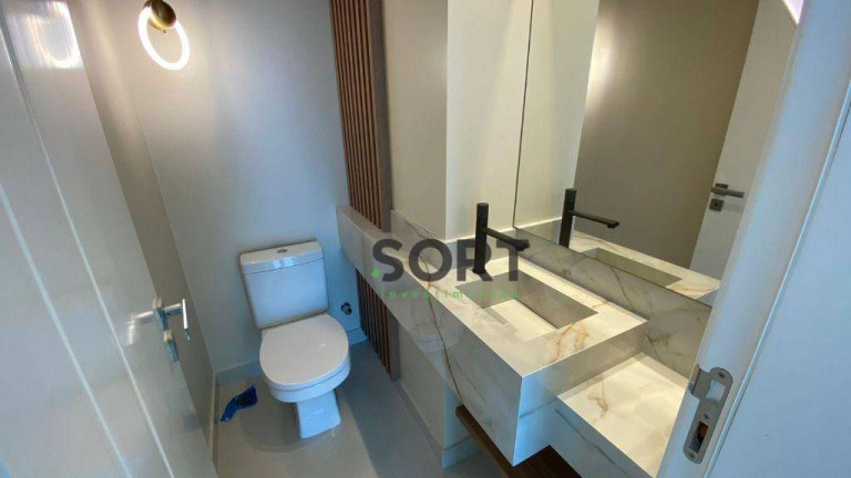 Imagem Apartamento com 4 Quartos para Alugar, 144 m² em Centro - Balneário Camboriú Imagem Apartamento com 4 Quartos para Alugar, 144 m² em Centro - Balneário Camboriú