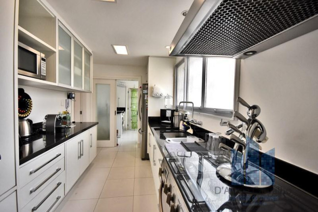 Imagem Apartamento com 3 Quartos à Venda, 181 m² em Moema - São Paulo