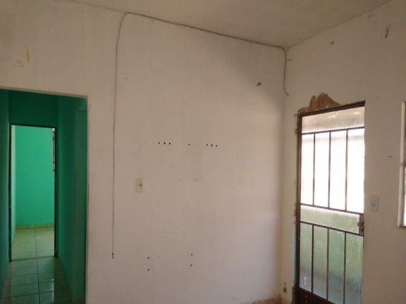 Imagem Casa com 2 Quartos à Venda, 360 m² em Retiro - Contagem