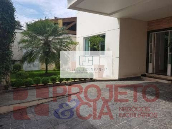 Sobrado com 4 Quartos à Venda, 264 m² em Granja Julieta - São Paulo