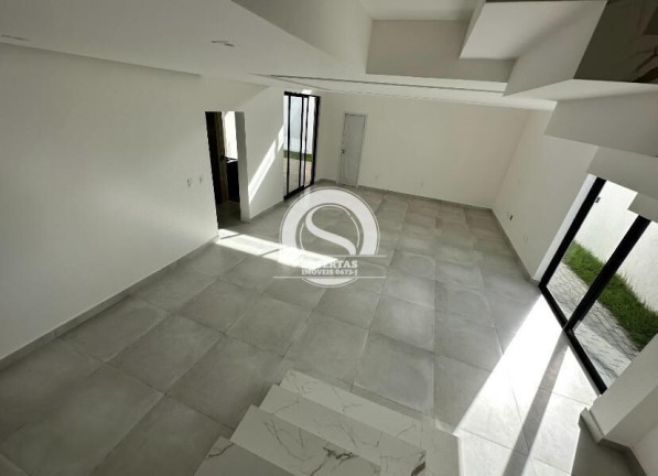 Imagem Casa com 5 Quartos à Venda, 196 m² Imagem Casa com 5 Quartos à Venda, 196 m²