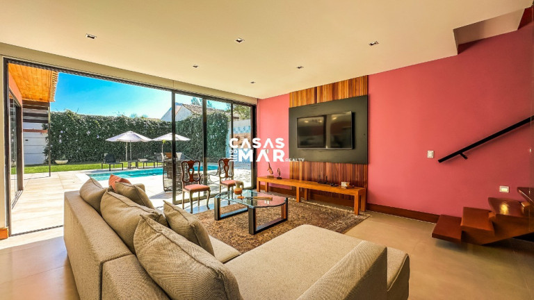 Imagem Casa com 5 Quartos para Alugar ou Temporada, 350 m² em Geribá - Armação Dos Búzios Imagem Casa com 5 Quartos para Alugar ou Temporada, 350 m² em Geribá - Armação Dos Búzios