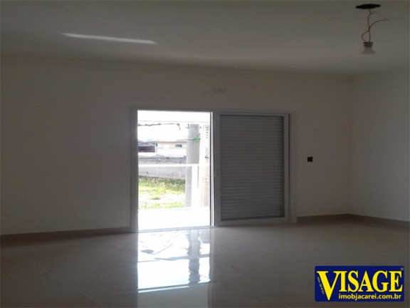Imagem Sobrado com 3 Quartos à Venda, em Vila Branca - Jacareí Imagem Sobrado com 3 Quartos à Venda, em Vila Branca - Jacareí