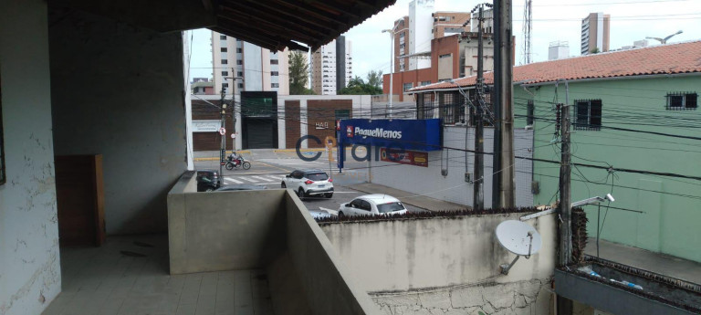 Casa com 5 Quartos à Venda, 312 m² em Joaquim Távora - Fortaleza