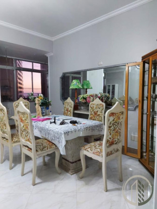 Imagem Apartamento com 3 Quartos à Venda, 122 m² em José Menino - Santos