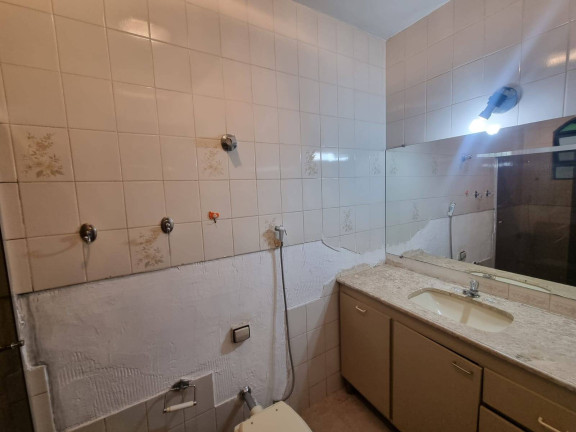 Imagem Casa com 3 Quartos para Alugar, 360 m² em Jardim América - Belo Horizonte Imagem Casa com 3 Quartos para Alugar, 360 m² em Jardim América - Belo Horizonte
