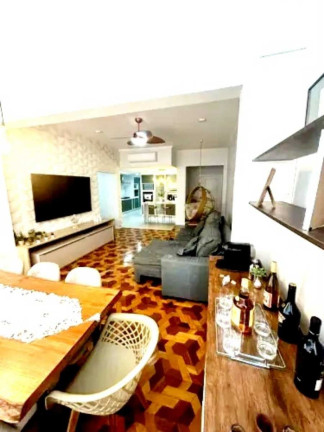 Imagem Apartamento com 3 Quartos à Venda, 134 m² em Copacabana - Rio De Janeiro