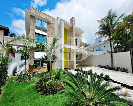 Imóvel com 6 Quartos à Venda,  em Riviera - Bertioga