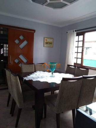 Imagem Sobrado com 3 Quartos à Venda, 270 m² em Vila Hulda - Guarulhos Imagem Sobrado com 3 Quartos à Venda, 270 m² em Vila Hulda - Guarulhos