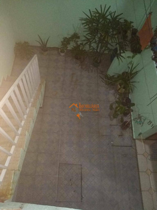 Imagem Sobrado com 3 Quartos à Venda, 90 m² em Vila Hulda - Guarulhos Imagem Sobrado com 3 Quartos à Venda, 90 m² em Vila Hulda - Guarulhos