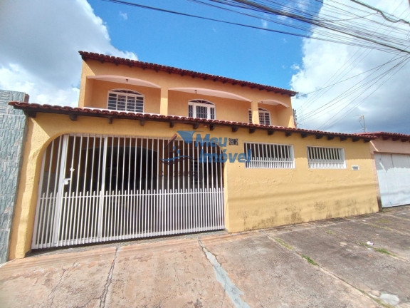Casa com 5 Quartos à Venda, 200 m² em Ceilândia Norte (ceilândia) - Brasília