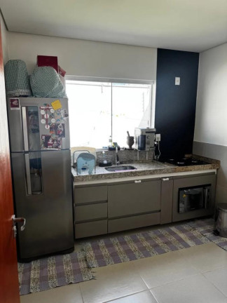 Imagem Casa com 3 Quartos à Venda, 215 m² em Jardim Califórnia - Cuiabá
