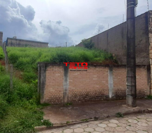 Terreno à Venda, 447 m² em São Lourenço - São Lourenço
