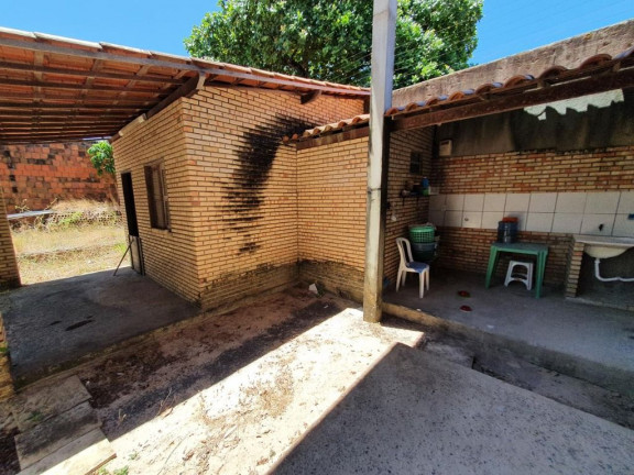 Imagem Casa com 3 Quartos à Venda, 836 m² em Encantada - Eusébio