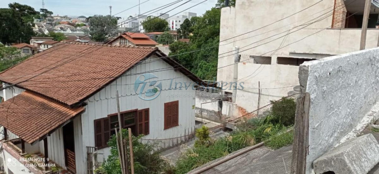 Terreno à Venda, 652 m² em Mercês - Curitiba