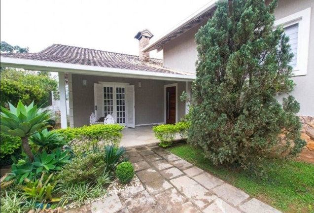 Imagem Casa com 3 Quartos à Venda, 530 m² em Várzea - Teresópolis
