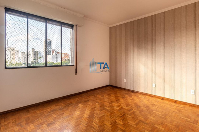 Imagem Imóvel com 3 Quartos à Venda, 127 m² em Cambuí - Campinas