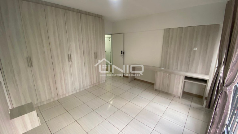 Imagem Apartamento com 5 Quartos para Alugar,  em Centro - Pato Branco