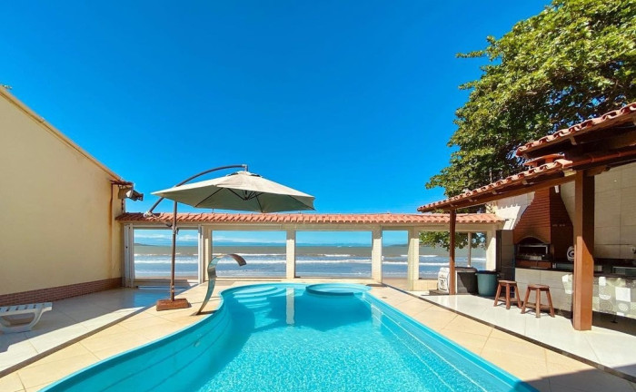 Casa com 4 Quartos à Venda, 600 m² em Santa Mônica - Guarapari