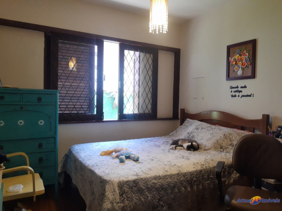 Imagem Casa com 4 Quartos à Venda, 185 m² em Jardim Cascata - Teresópolis