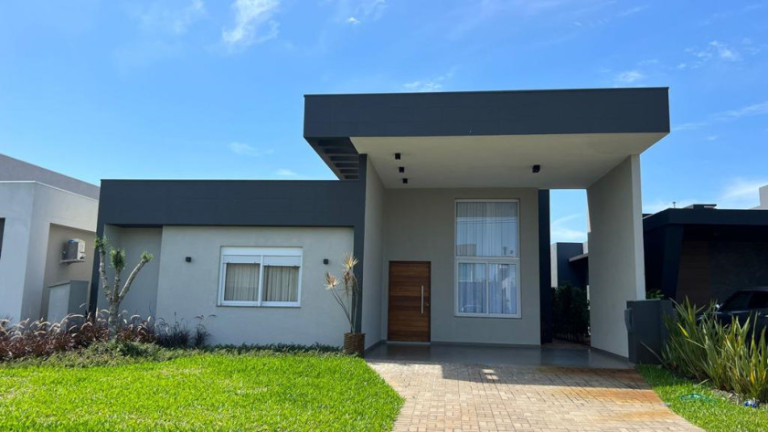 Casa de Condomínio com 4 Quartos à Venda, 211 m² em Xangrila - Xangri-lá