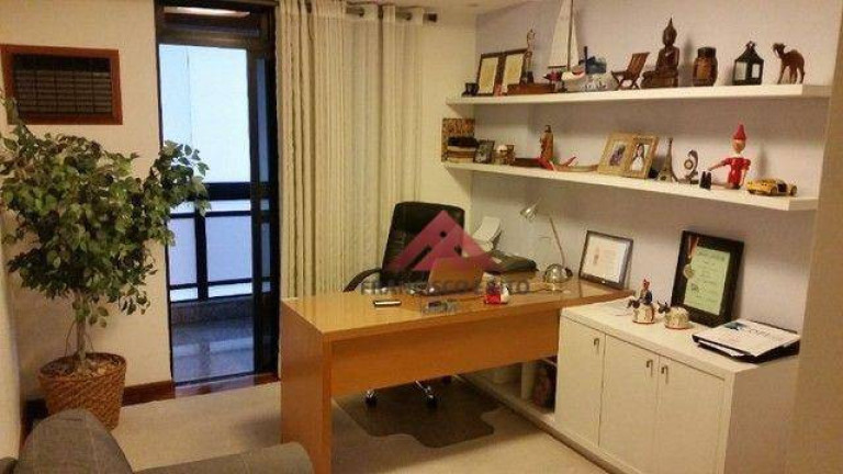 Imagem Apartamento com 3 Quartos à Venda, 215 m² em Santa Rosa - Niterói Imagem Apartamento com 3 Quartos à Venda, 215 m² em Santa Rosa - Niterói