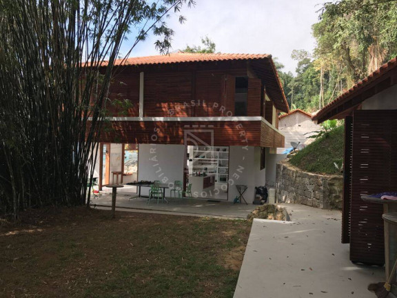 Imagem Casa com 5 Quartos à Venda, 340 m² em Centro - Angra Dos Reis