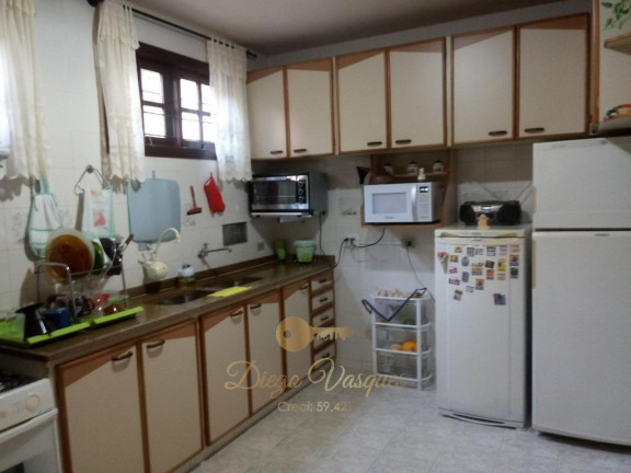 Imagem Casa com 4 Quartos à Venda, 287 m² em Agriões - Teresópolis