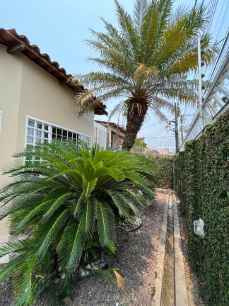 Imagem Casa com 3 Quartos à Venda, 264 m² em Aleixo - Manaus