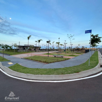 Imagem Terreno à Venda, 250 m² em Nova Lima - Campo Grande Imagem Terreno à Venda, 250 m² em Nova Lima - Campo Grande
