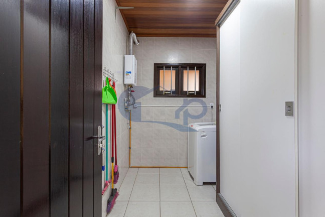 Imagem Casa com 4 Quartos à Venda, 335 m² em Paraíso (distrito) - Torres
