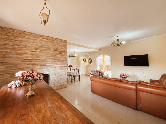 Imagem Casa com 2 Quartos para Alugar, 254 m² em Putim - São José Dos Campos