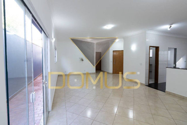 Casa com 3 Quartos à Venda, 200 m² em Parque Residencial Cândido Portinari - Ribeirão Preto